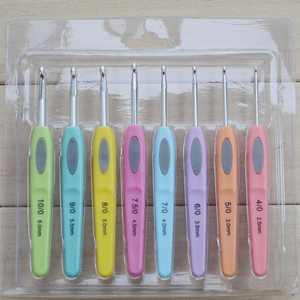 8pcs Set Crochet Hooks With Without Led Plastic Handle Knitting Needles Set 2.5 6mm Needle Sewing Kit Multicolour Sewing Tool