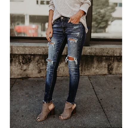 Women's jeans, pierced feet, mid-rise jeans