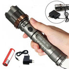 Flashlight +1 battery + charger
