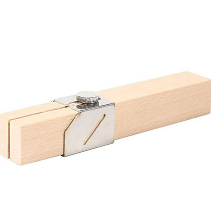 Plastic Bottle Cutter