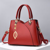 ChicMom | One Shoulder Crossbody Bag | Polyurethane Leather | Versatile Daily Use | Black | Hands Free -