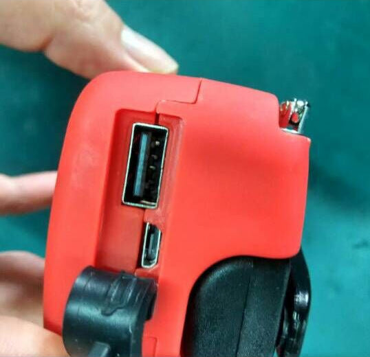 SolarPulse | Hand Crank Radio Flashlight | Usb Charging | Solar Powered | Red | Reliable Outdoor Power -