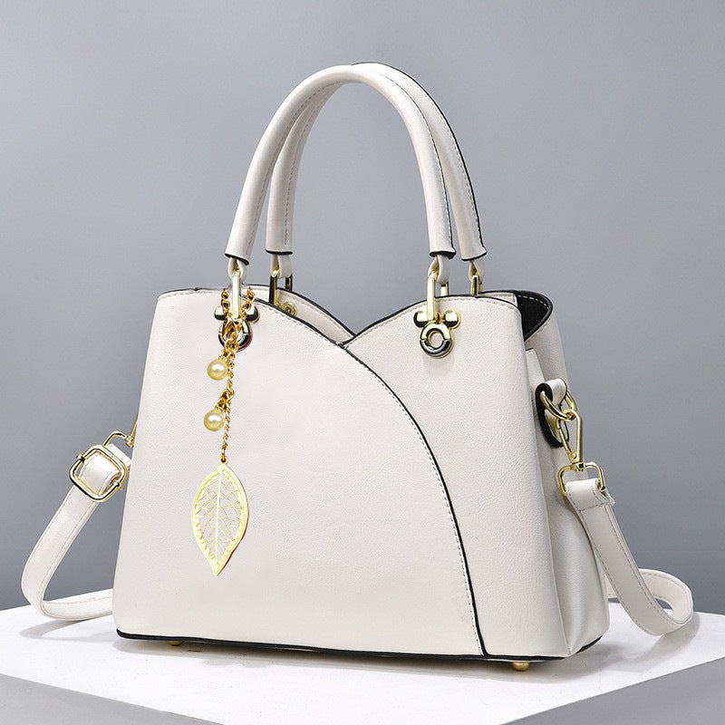 ChicMom | One Shoulder Crossbody Bag | Polyurethane Leather | Versatile Daily Use | Black | Hands Free -