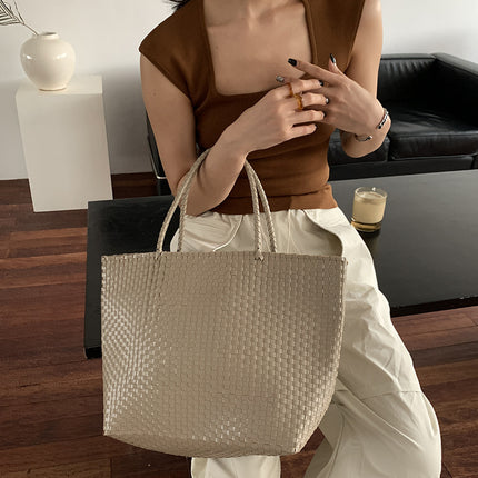 Holiday Shoulder Tote Hand-woven Bag